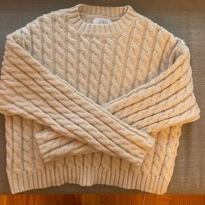 ZARA
sweater
size 13-14 (kids)
